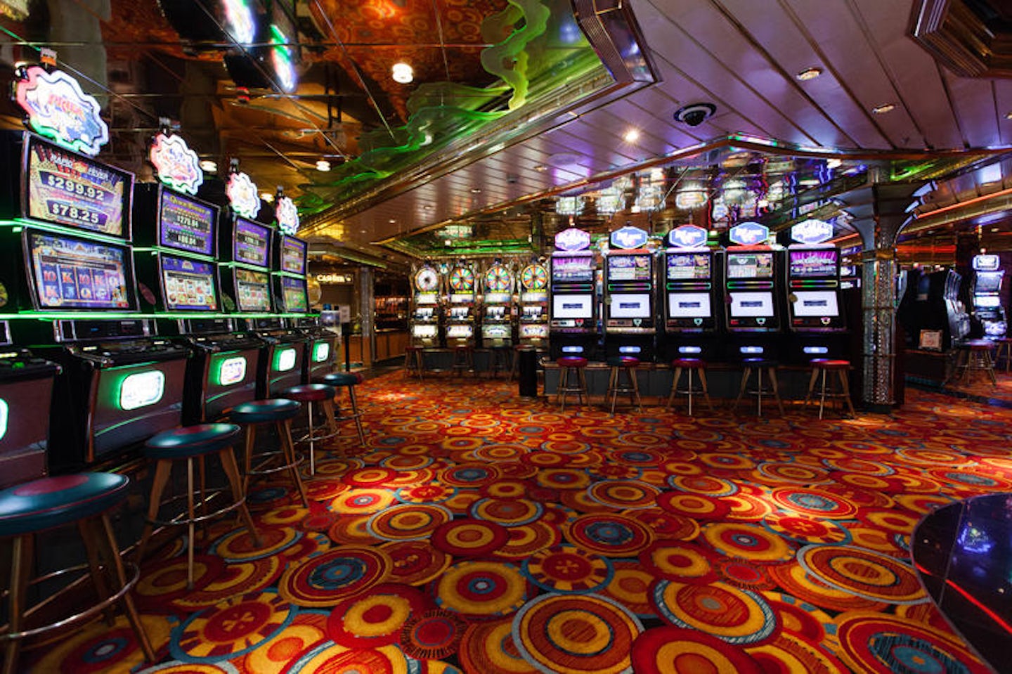 Casino Royale on Grandeur of the Seas