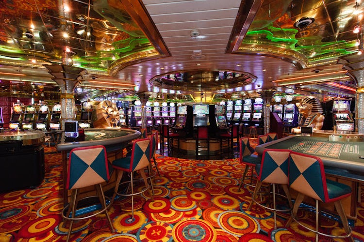 Casino Royale on Royal Caribbean Grandeur of the Seas Cruise Ship