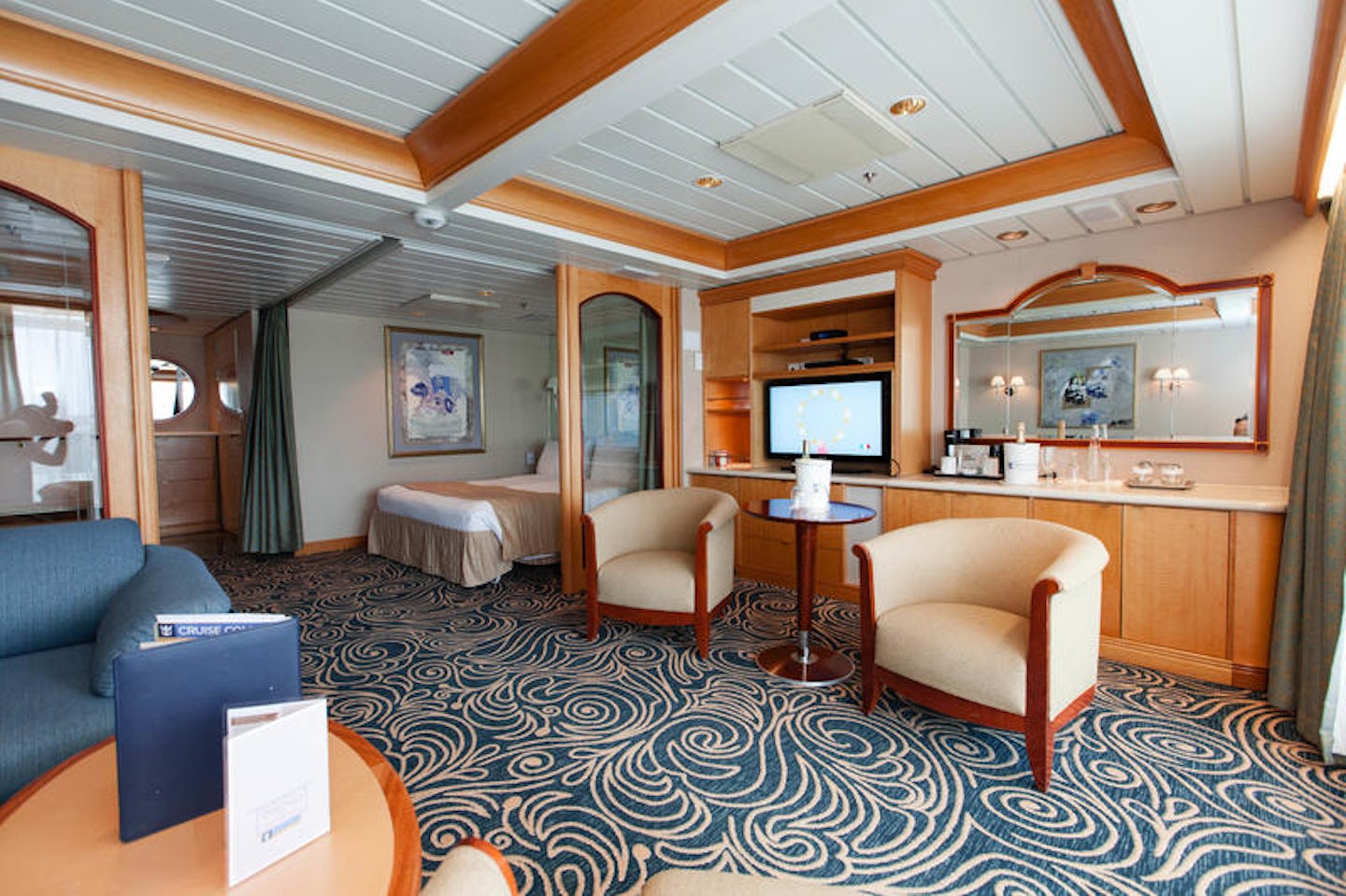 Owner's Suite on Royal Caribbean Grandeur of the Seas Cruise Ship
