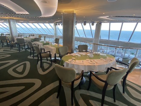 Yacht Club Restaurant