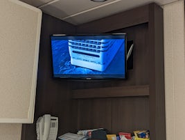 MSC shown on a NCL ship is made possible by screen mirroring. Everything is also shown in HD, thanks to the 2018 refit.