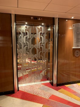 Beautiful Art Deco elevator doors