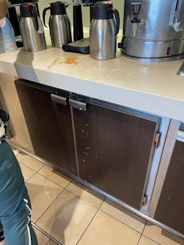 This is one of the coffee centres at the  buffet. They all looked like this as there was no one cleaning them at all during busy times. 
