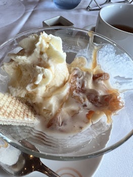 Frozen day old vanilla ice cream with caramel sauce (caramel frozen)