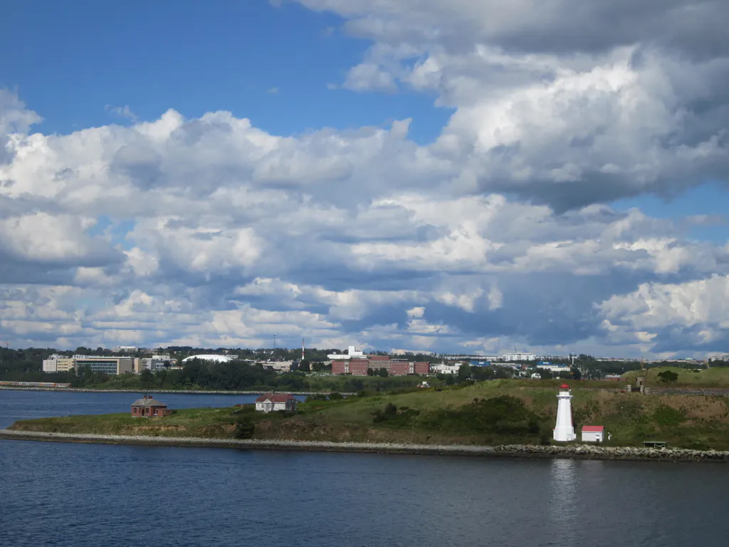Sapphire Princess Canada & New England Cruise Reviews from Quebec City ...
