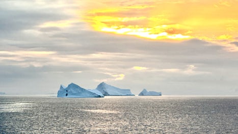 Navigating thru Antarctica