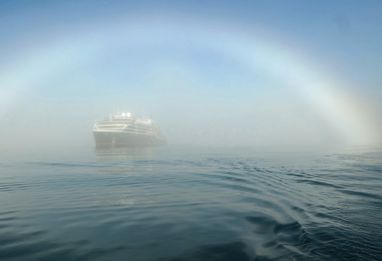 Ivittuut, viewing a fog bow or white rainbow from a Zodiac
