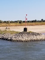 Extremely low water on the Rhine