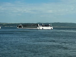 AmaMagna Ship re-positioning and turning down the Danube River