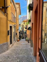 Pre stay in included tour to Bellagio, Italy