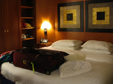 Room 1054 master bedroom