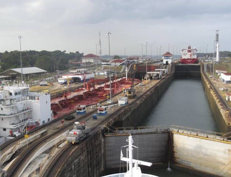 Crossing Panama Canal