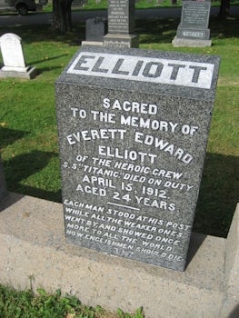 Grave of Titanic victim in Halifax