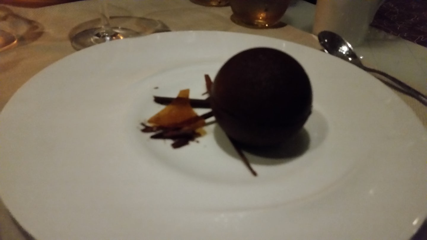 Chocolate sphere at Lumniae!