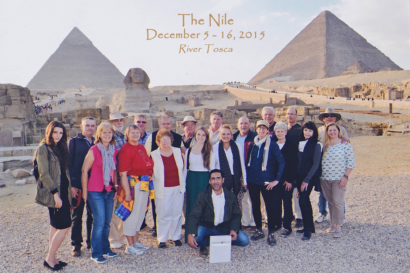 Group shot with Sphinx & pyramids, last day