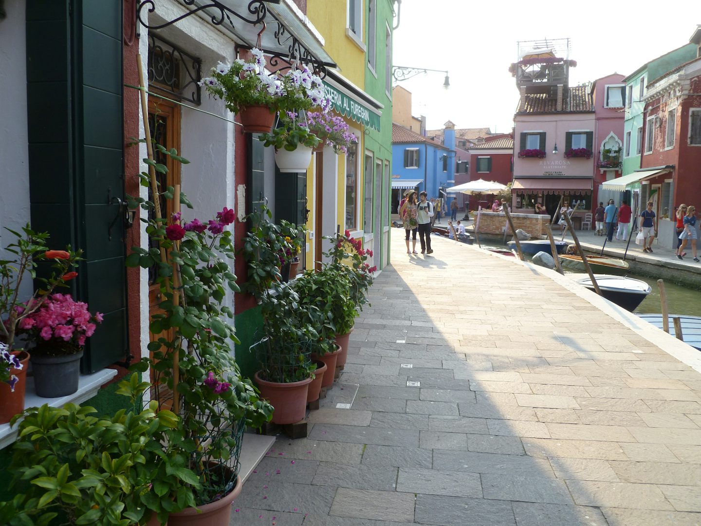 Recommend the Murano, Burano and Torcello Half-Day Tours