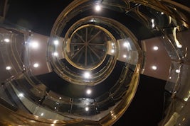 Looking up to the top of the atrium from lobby in front of AmphorA