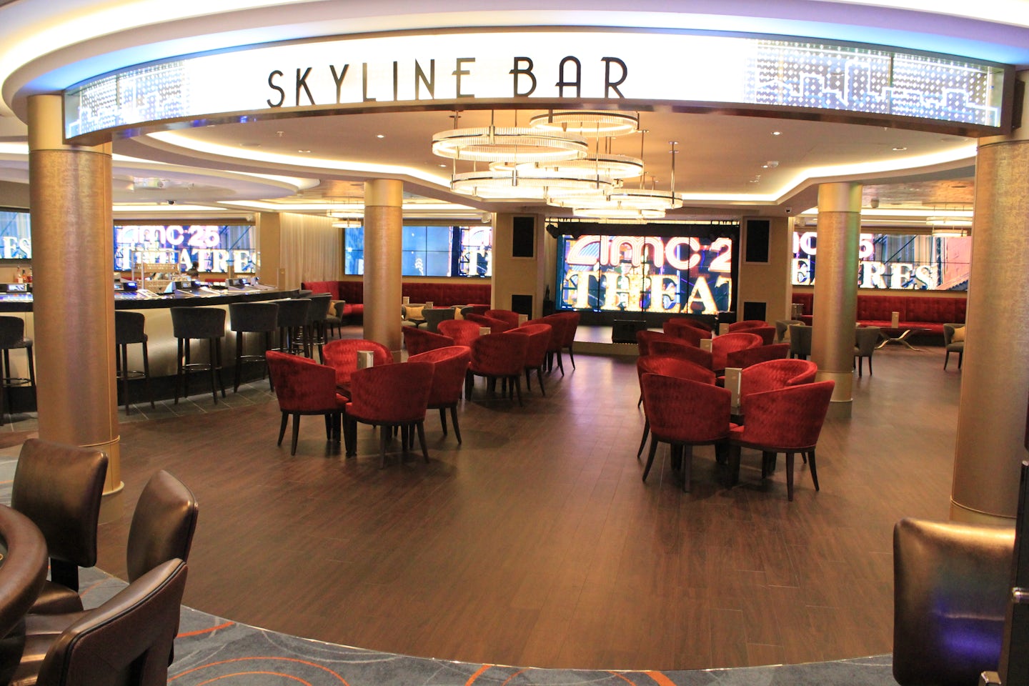 Skyline bar
