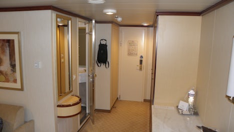 Main cabin - entry door