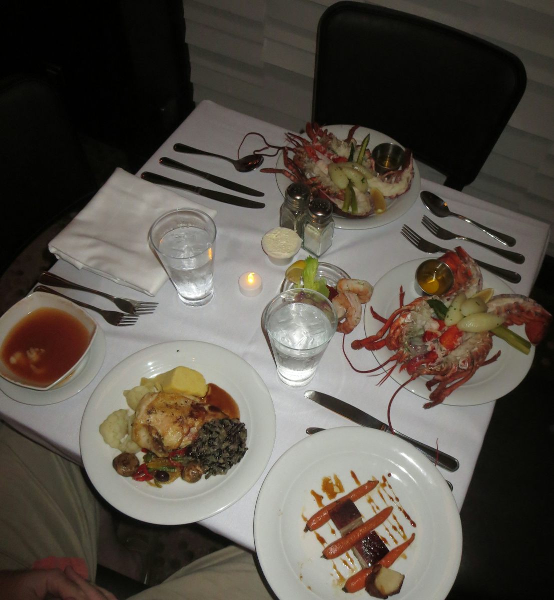 Haven in rm dining. Lobster, duck, stuffed chix...
