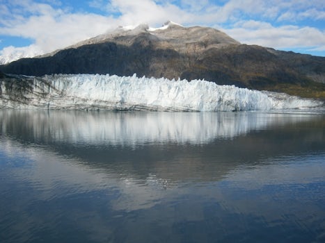 A melting glacier at Glacier Bay.