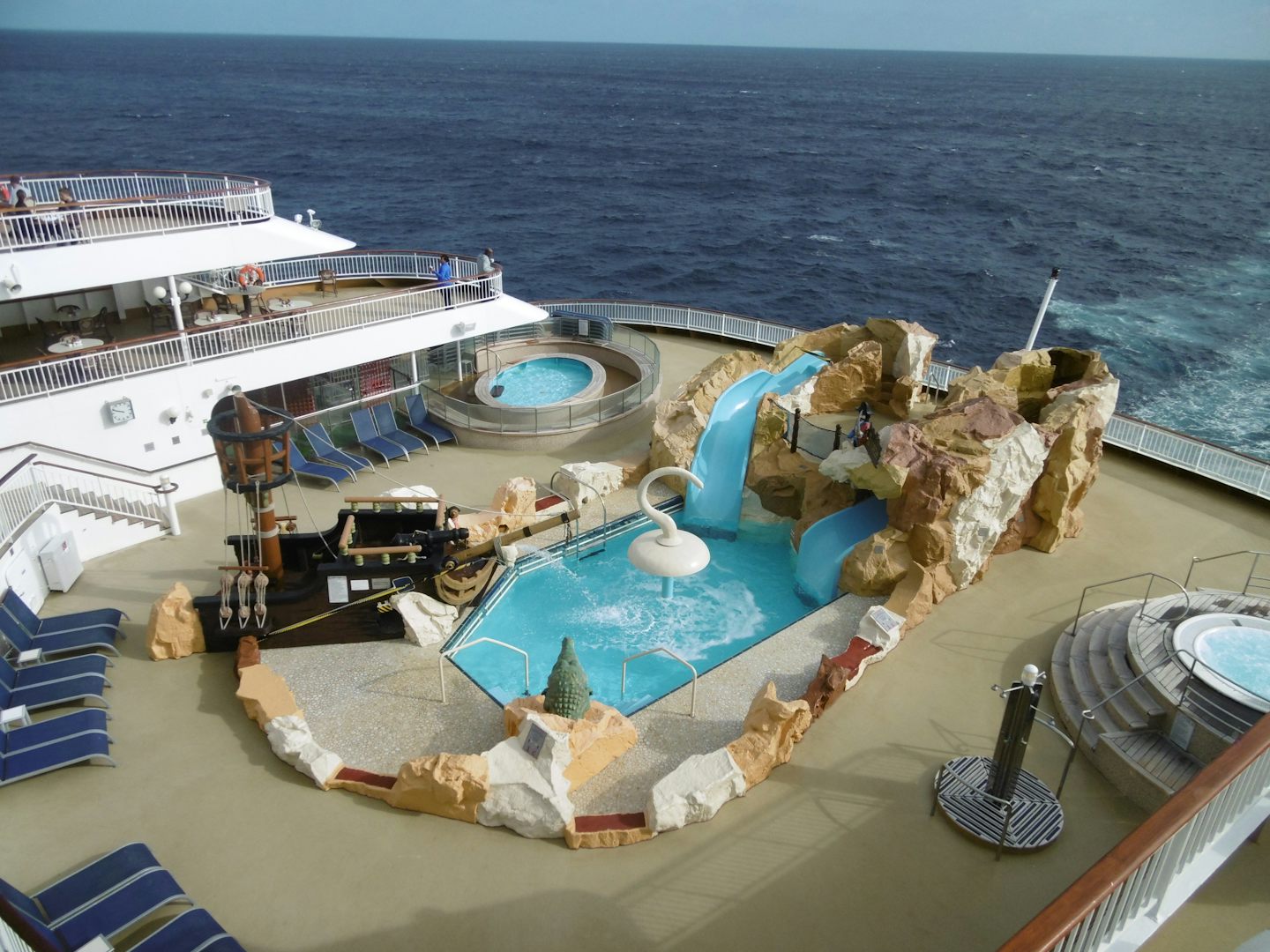 Kids pool at the back (aft) of the ship