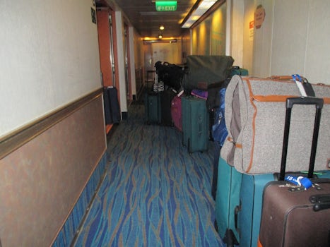 Disembarkation day we had even more luggage in the hallway