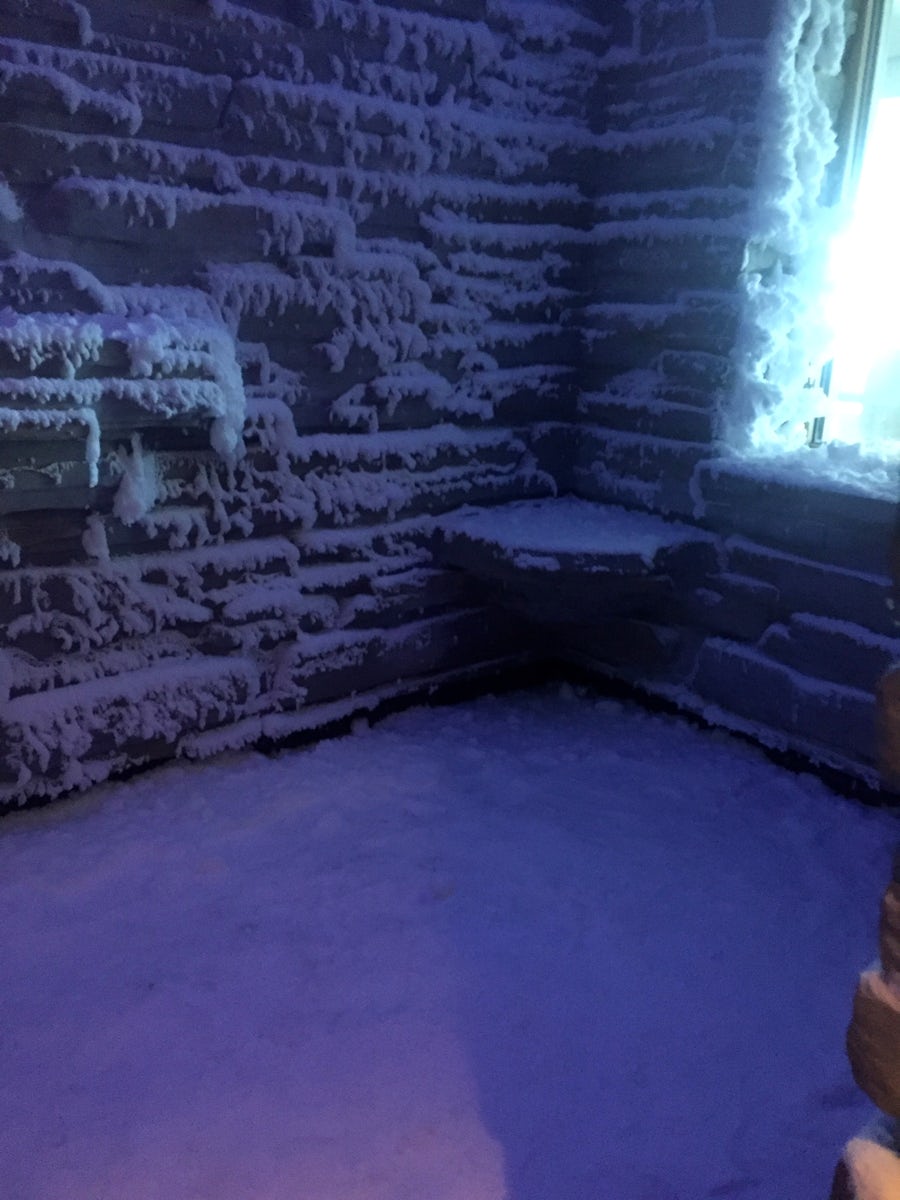 snow room in spa - awesome