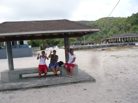 Local Samoan children greeting as we past