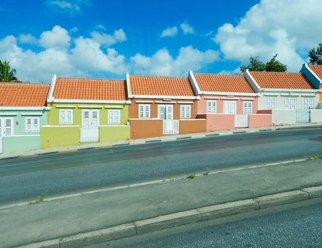 Curacao step houses