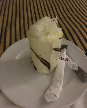 White chocolate dessert cafe