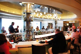 The Martini Bar - best bar on the ocean!