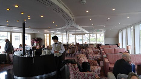 Lounge, looking from the bar area towards the front of the ship.