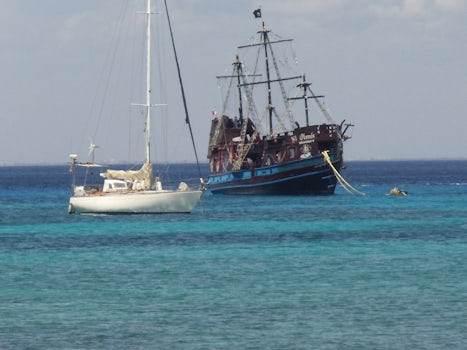 view of boats in the Caribbean from Cozumel shore
