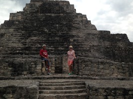 Shore excursion with Viator to Chocchoben pyramids in Costa Maya.