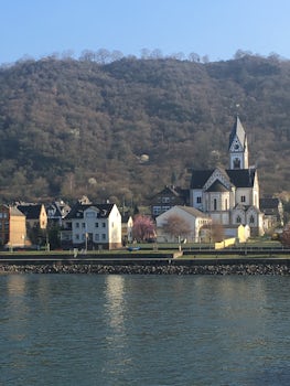 Views on the Rhine