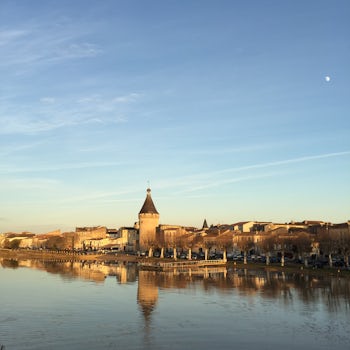 Approaching Libourne on a lovely December day.