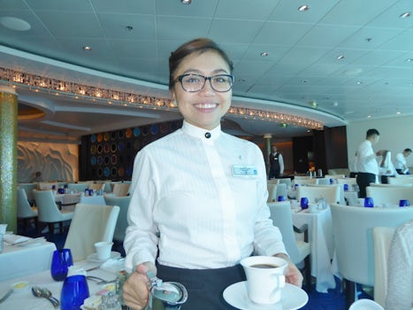 Vita, assistant waiter in Blu restaurant - service with a smile