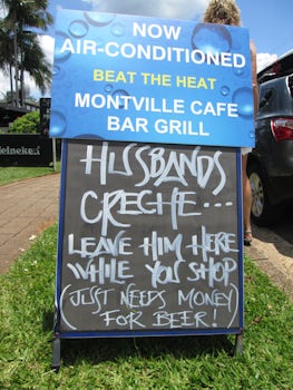 The hinterland of Brisbane within 2 hours has some interesting villages offering local crafts and food. One at  Montville has a interesting Creche (Day care centre) for husbands.