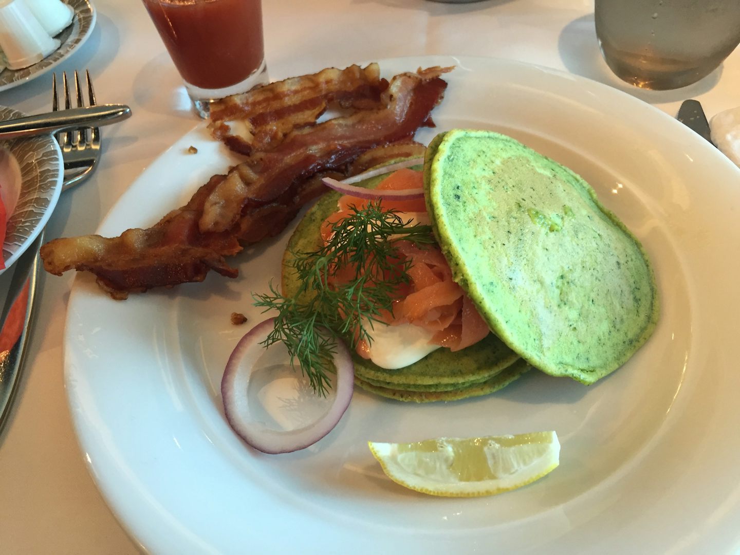 Spinach dill pancakes with salmon - YUM!
