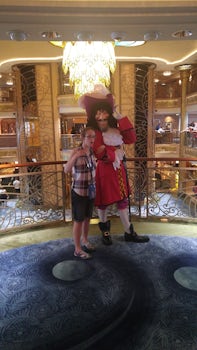 daughter with Capt. Hook on 4th floor atrium