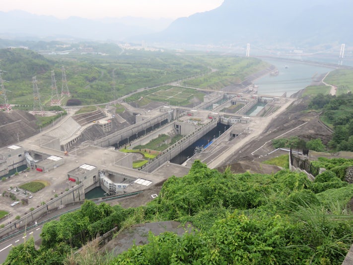 Three Gorges Dam complex --- the Locks
