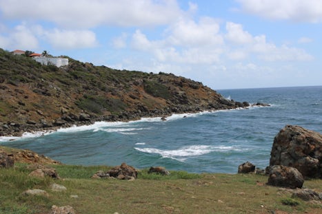Coastal Hike in St. Maarten