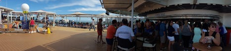 Pool bar --  packed at all times. Take 15-25 minutes to get a bartender&#39
