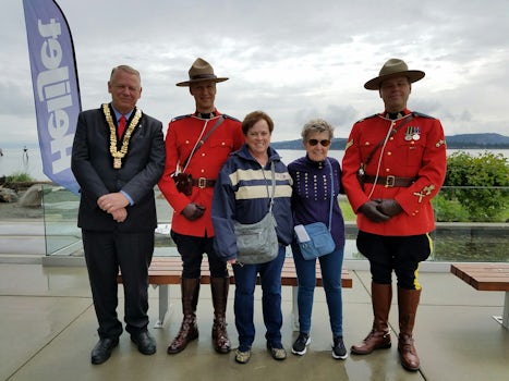 Posing with the Mounties in Nanaimo, B. C.