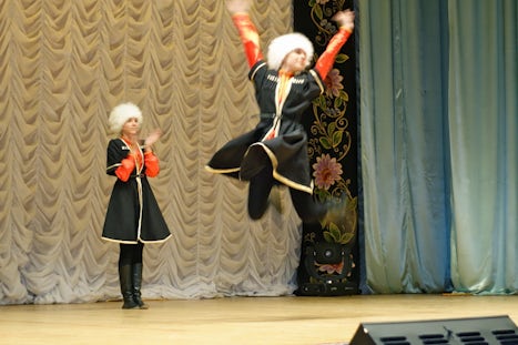 russian dance demonstration