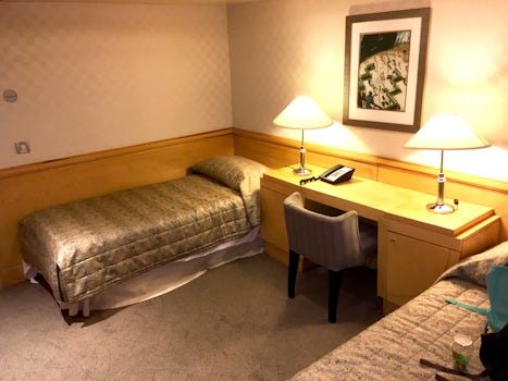 Room 8030 Walt Disney Suite