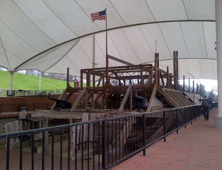 Hubs with the ironclad on the Vicksburg Civil War tour
