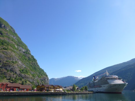P&O Arcadia Docked in Flam