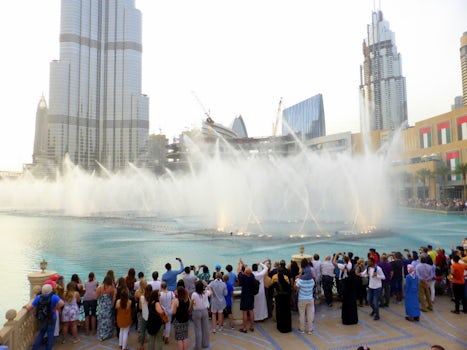 Dubai Mall Water Show